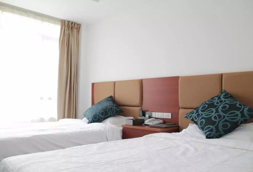 ペンション Z.h.p