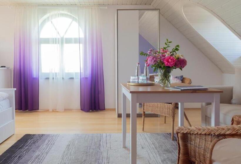 Nocleg ze śniadaniem Fiastyúk Udvarház