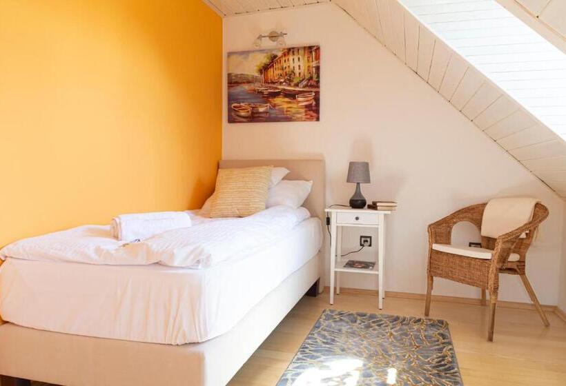 Nocleg ze śniadaniem Fiastyúk Udvarház