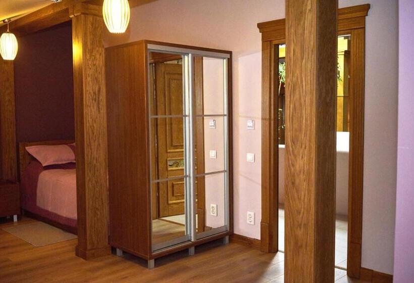 Hotel східний