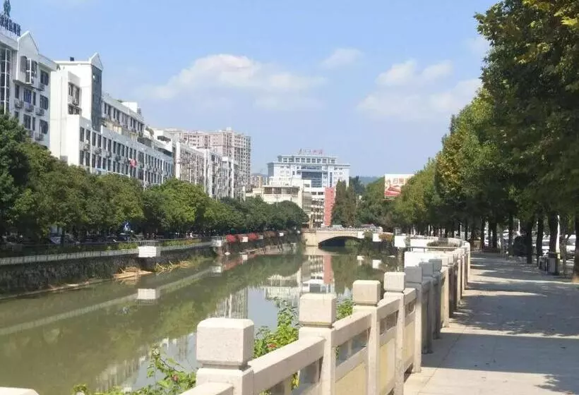 Hotelli 7days Inn Quanzhou Dehua Cidu Avenue Branch