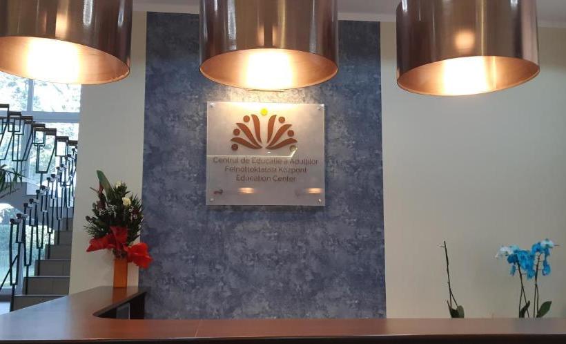 ホテル Arcus Education Center