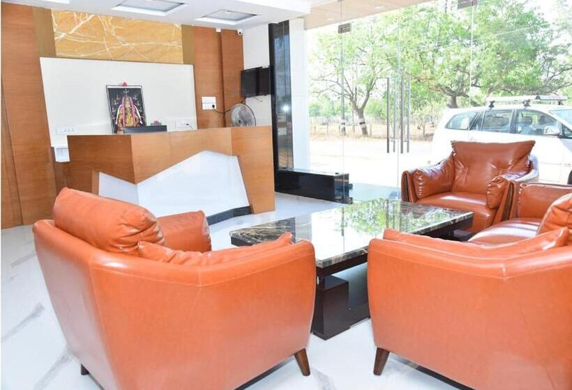 בית מלון כפרי Ganesh Meridian