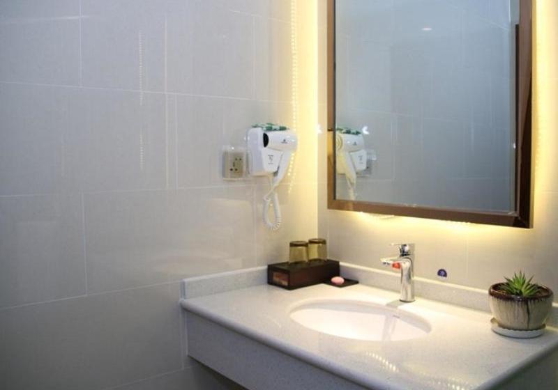 בית מלון כפרי Greentree Inn Hohhot Tumote Left Flag