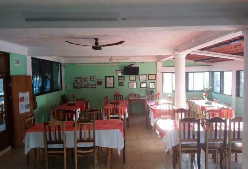 Otel Hospedaje Wotoch Aayin