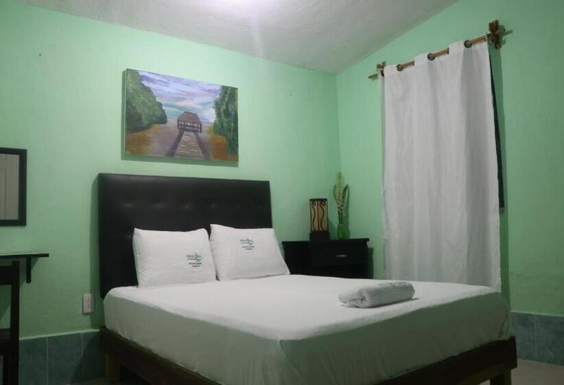 Otel Hospedaje Wotoch Aayin