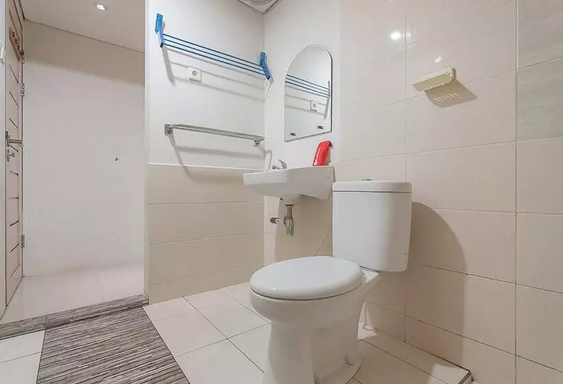 ホテル Reddoorz Plus Near Sepinggan Airport 3 Balikpapan