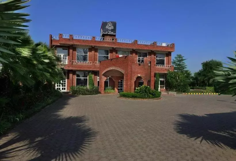 ホテル Royale Resorts