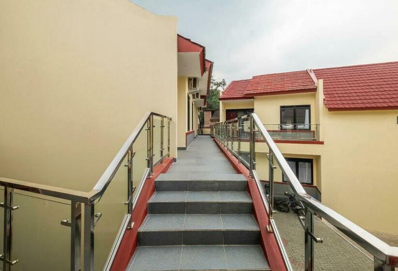 Szálloda Savindra Residence Syariah Redpartner