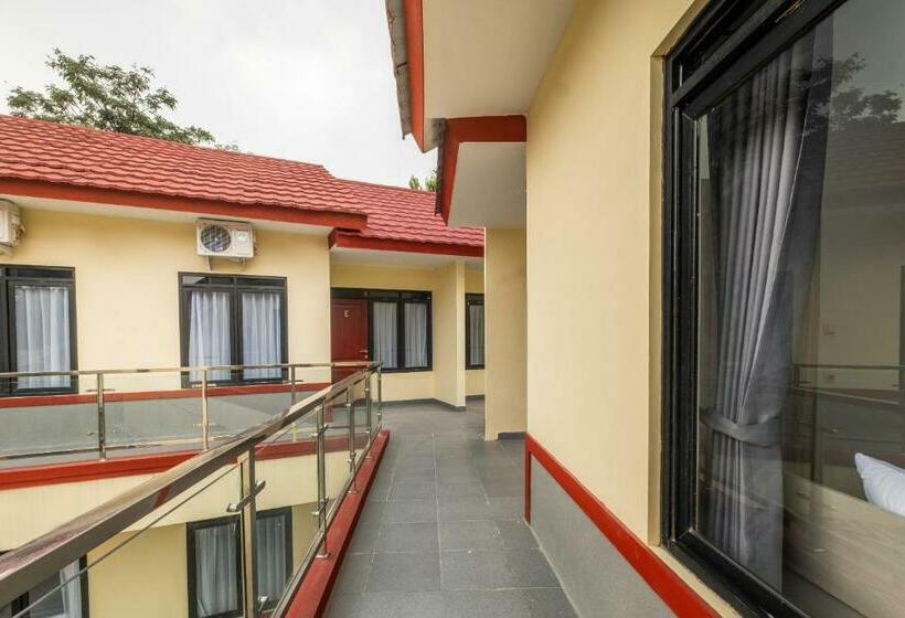 Szálloda Savindra Residence Syariah Redpartner