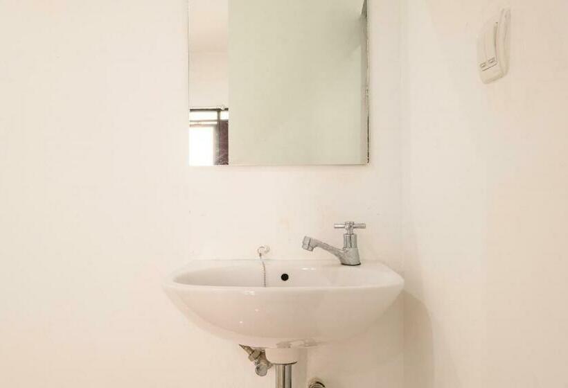 Szálloda Savindra Residence Syariah Redpartner