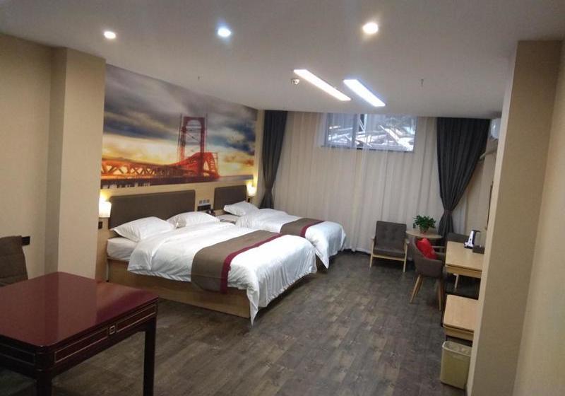 בית מלון כפרי Thank Inn Plus Shaoyang Wufengpu Town