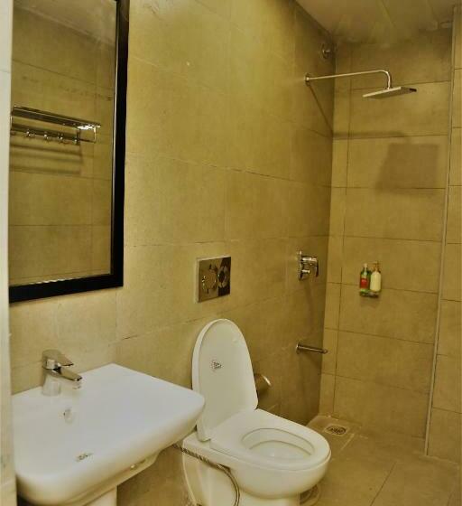 Hotel Vishnu Paradise