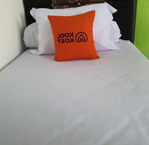 פנסיון Koolkost Syariah @ Medan Johor