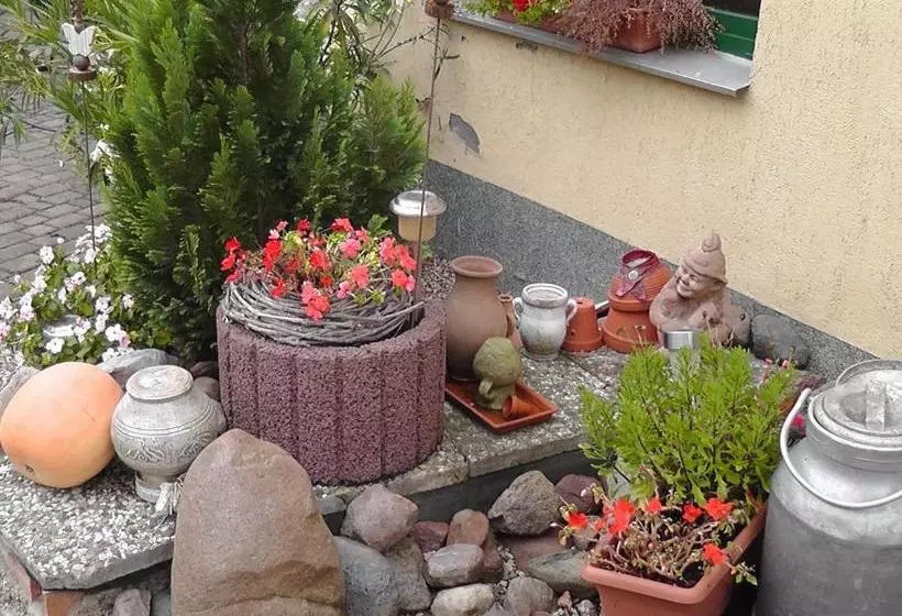 Pension Elisabeth Am Elberadweg