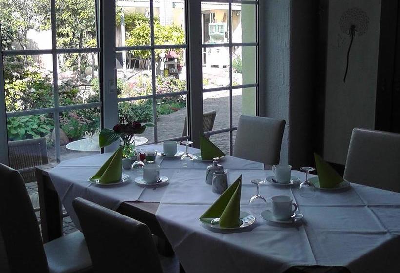 Pension Elisabeth Am Elberadweg