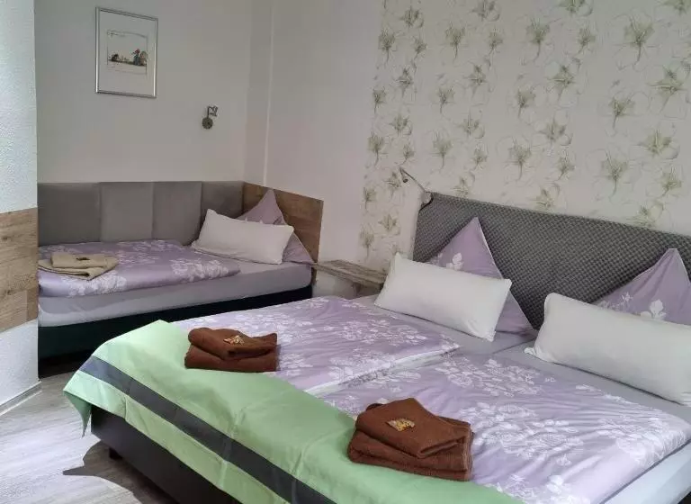 Pension Elisabeth Am Elberadweg