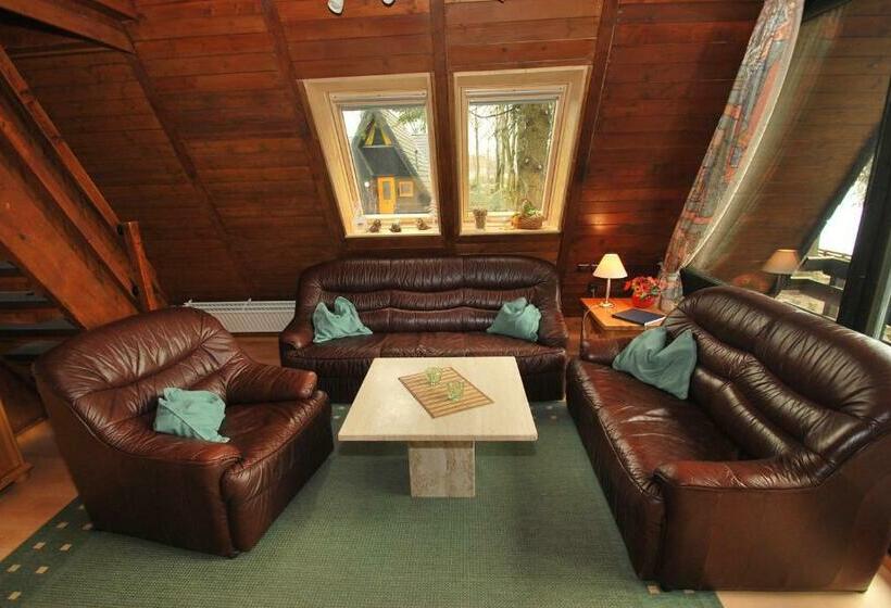 Курорт Holiday Park Nurdach