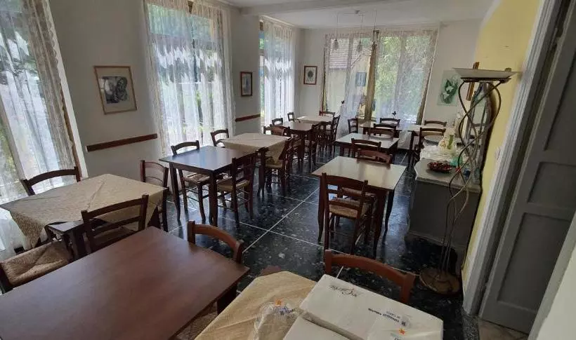 ベッドアンドブレックファースト Cà Di Felice Locanda Dei Cacciatori