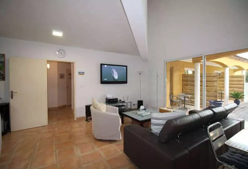 Aamiaismajoitus (B&B) Le Paquebot