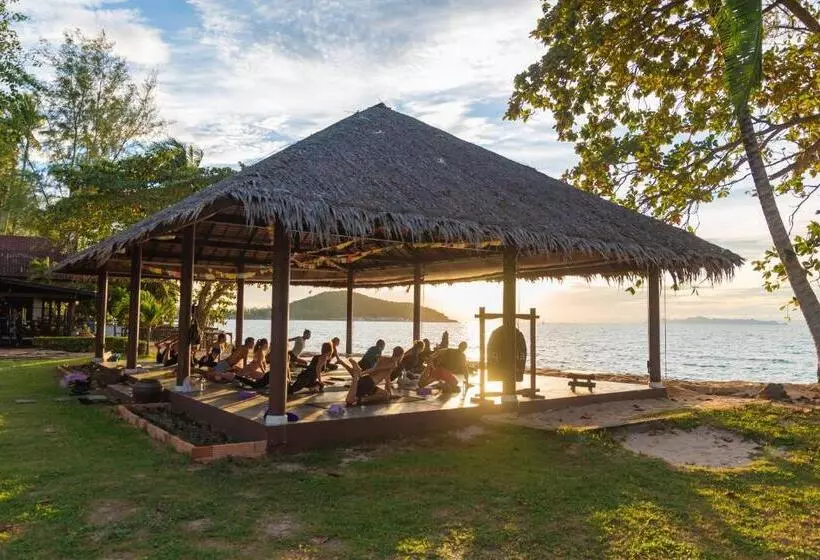 Hotelli Satva Samui Yoga And Wellness Resort