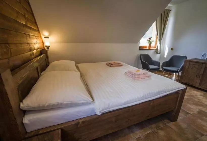 Majatalo Ranch Jestřebice