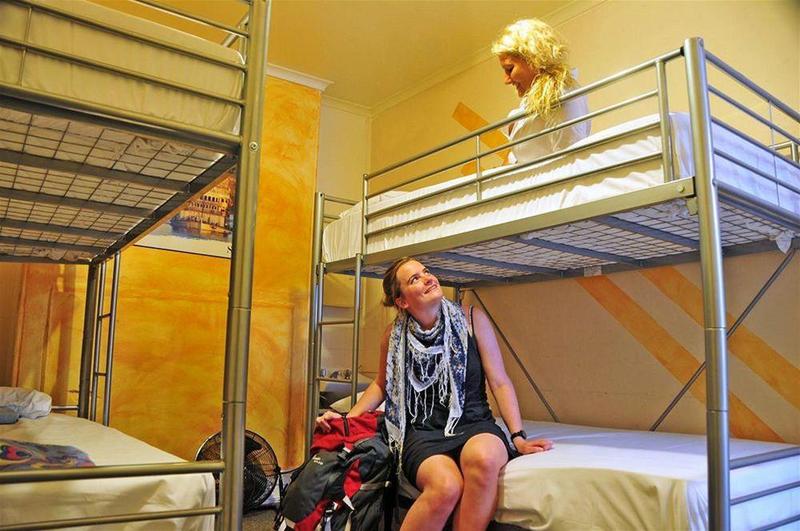 Adelaide Travellers Inn Backpackers Hostel