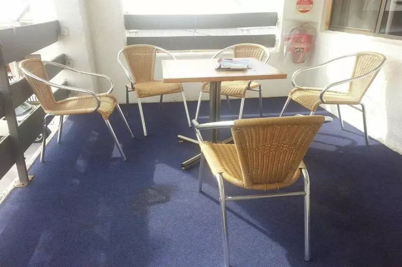 Adelaide Travellers Inn Backpackers Hostel