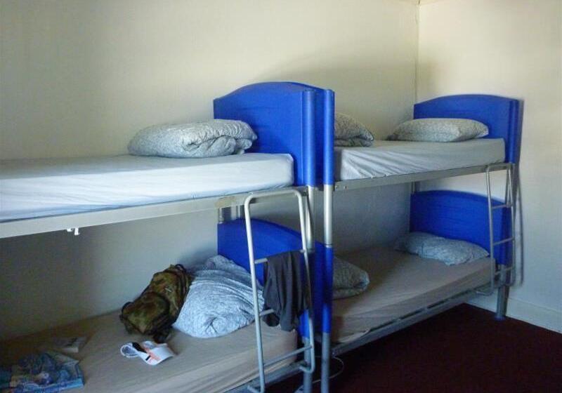 Adelaide Travellers Inn Backpackers Hostel