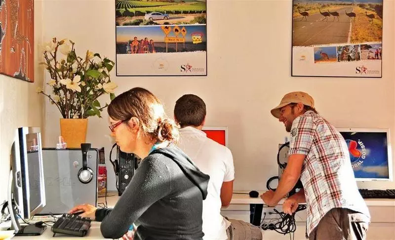 Adelaide Travellers Inn Backpackers Hostel