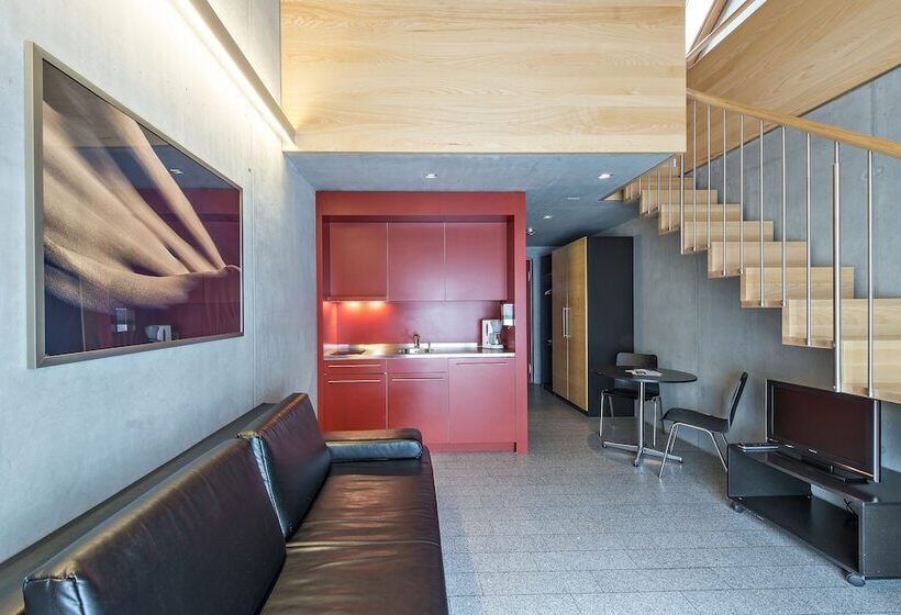 All In One Hotel   Inn Lodge / Swiss Lodge