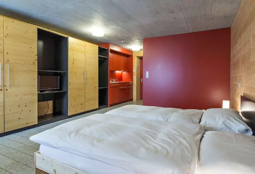 All In One Hotel Inn Lodge / Swiss Lodge