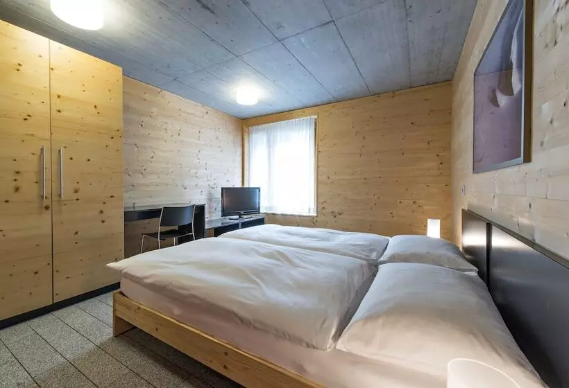 All In One Hotel Inn Lodge / Swiss Lodge