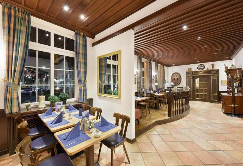 Bed Nbudget Expo Hostel Rooms