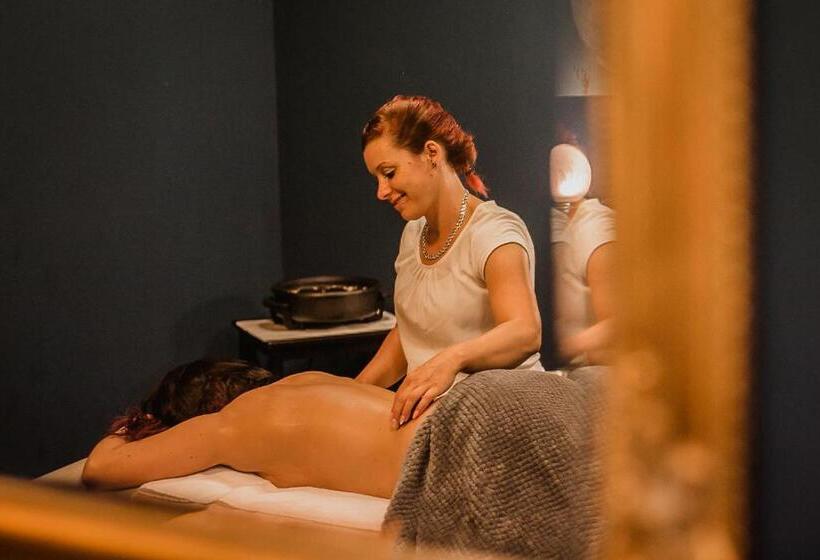 Bernstein Schlosshotel Ballenstedt