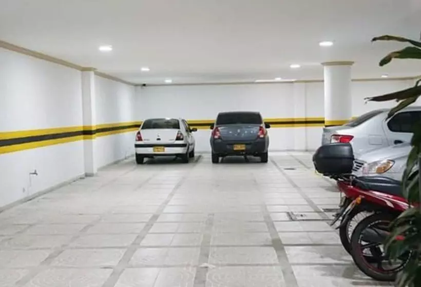 هتل Ayenda 1416 Castellana Real