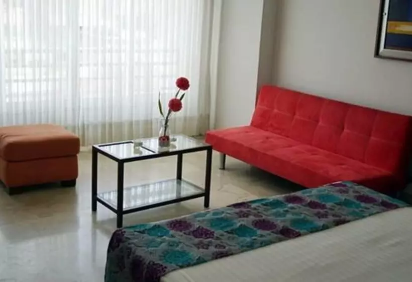 هتل Ayenda 1416 Castellana Real