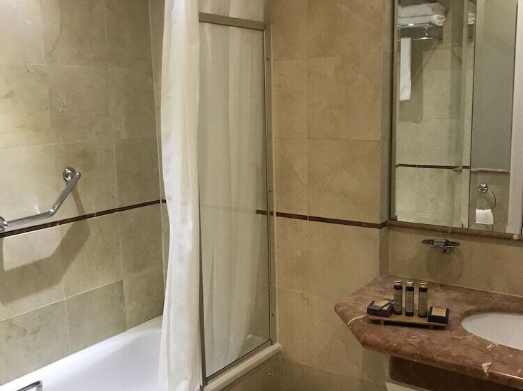 هتل Townhouse On The Green