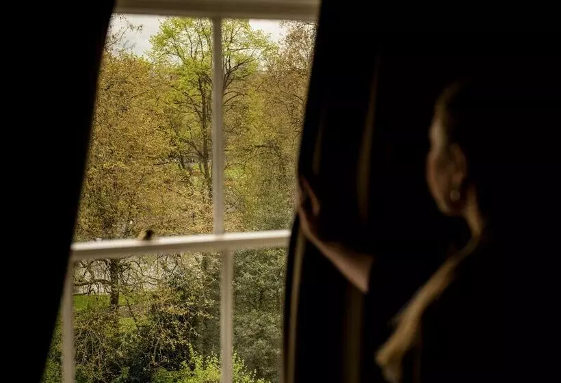 בית מלון כפרי Townhouse On The Green