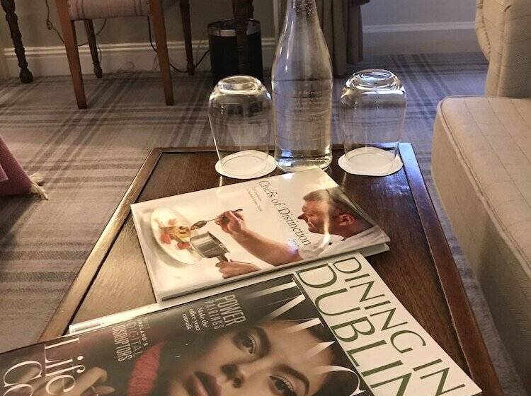 هتل Townhouse On The Green