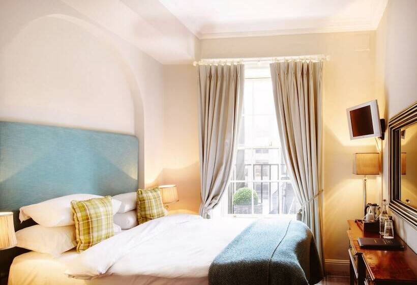 هتل Townhouse On The Green