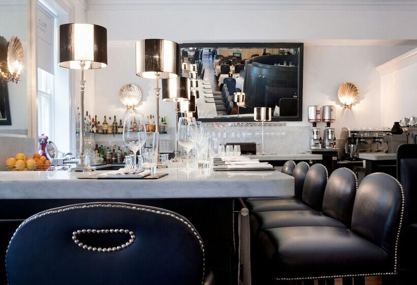 هتل Townhouse On The Green