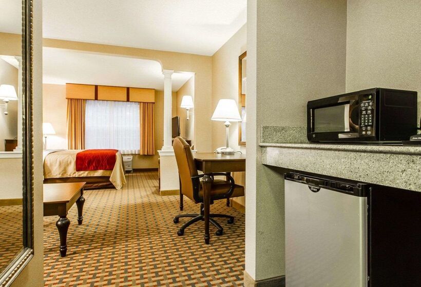 فندق Comfort Inn & Suites Scarborough Portland