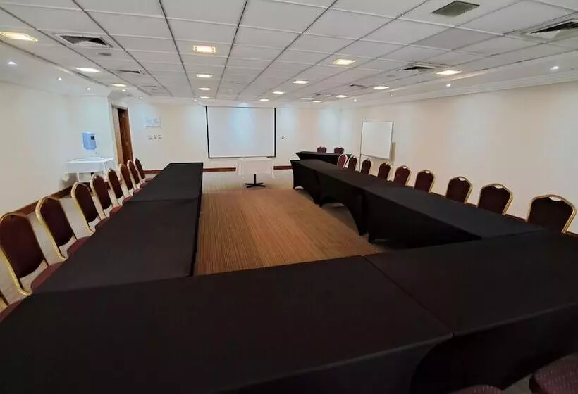 Отель Diego De Almagro Valparaiso