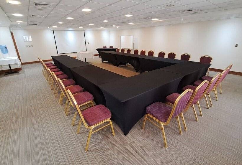 Отель Diego De Almagro Valparaiso