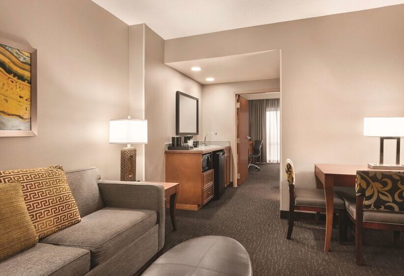 فندق Embassy Suites By Hilton Nashville South Cool Springs