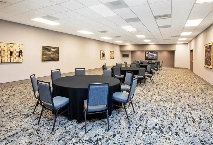ホテル Embassy Suites By Hilton Nashville South Cool Springs