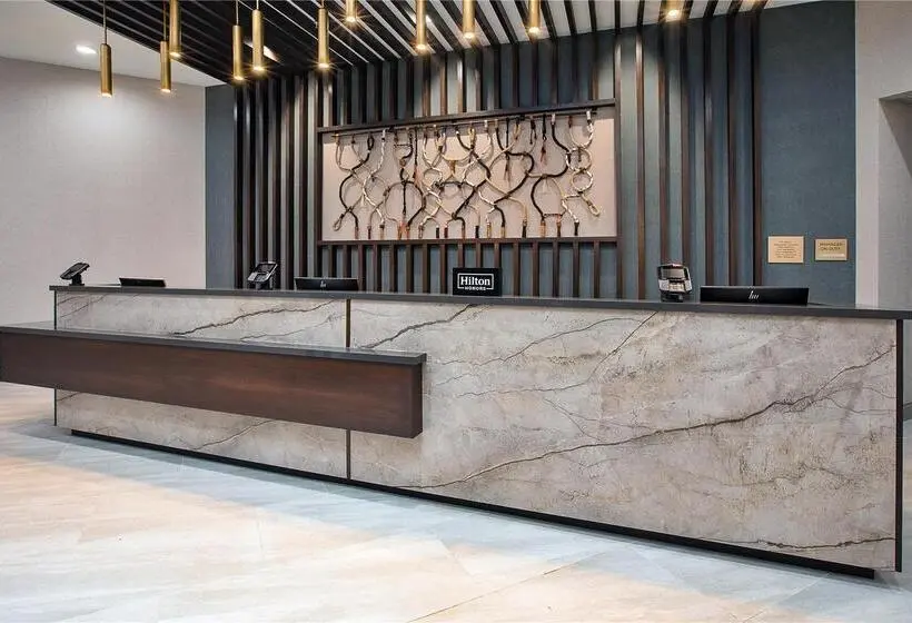 ホテル Embassy Suites By Hilton Nashville South Cool Springs