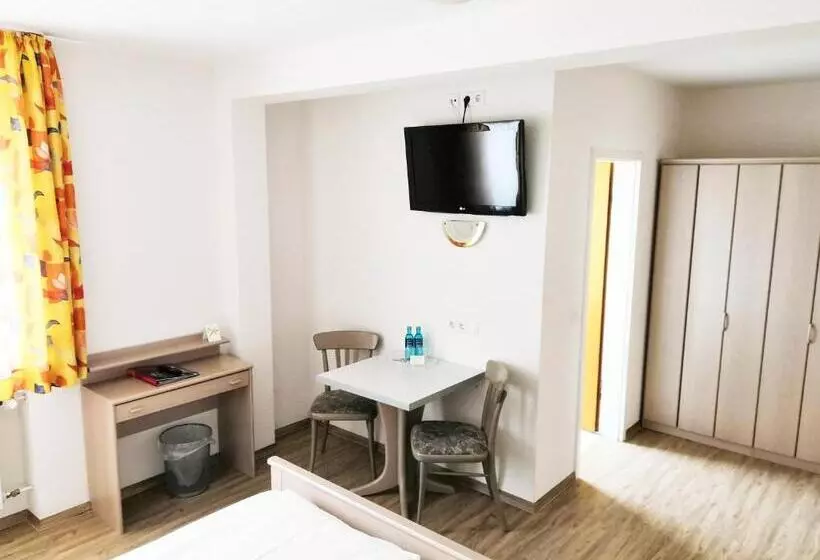 בית מלון כפרי Fantasie