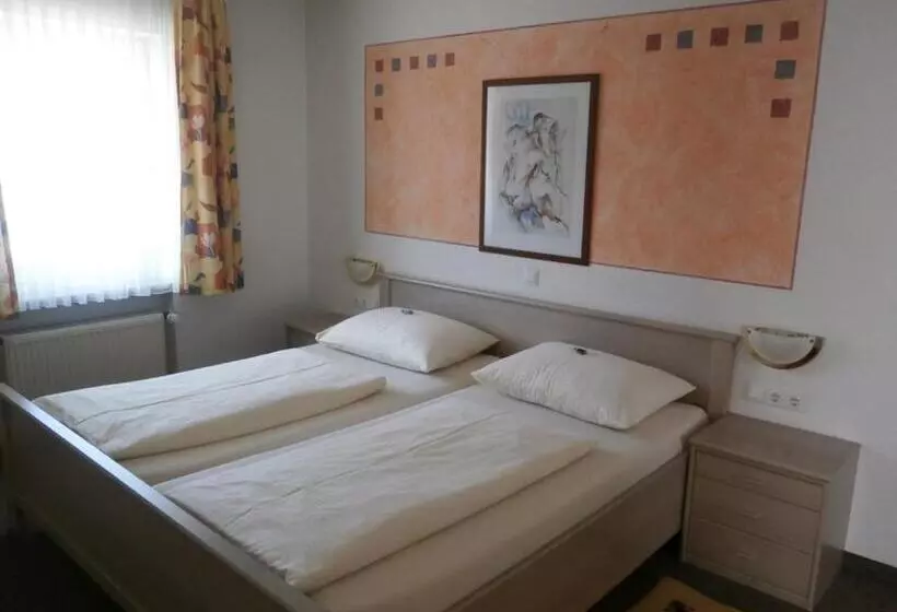 בית מלון כפרי Fantasie